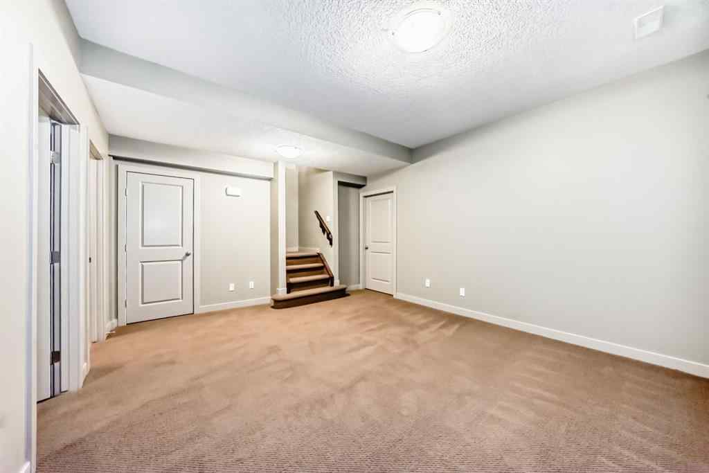 MLS® A2263362 - 12 Cougar Ridge Landing SW in Cougar Ridge Calgary, Residential