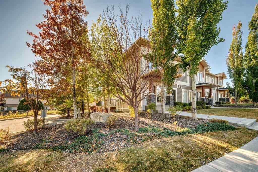 MLS® A2263362 - 12 Cougar Ridge Landing SW in Cougar Ridge Calgary, Residential