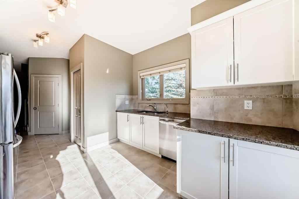 MLS® A2263362 - 12 Cougar Ridge Landing SW in Cougar Ridge Calgary, Residential