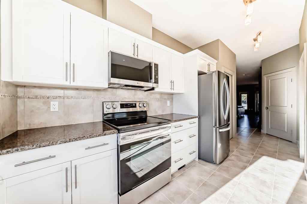 MLS® A2263362 - 12 Cougar Ridge Landing SW in Cougar Ridge Calgary, Residential