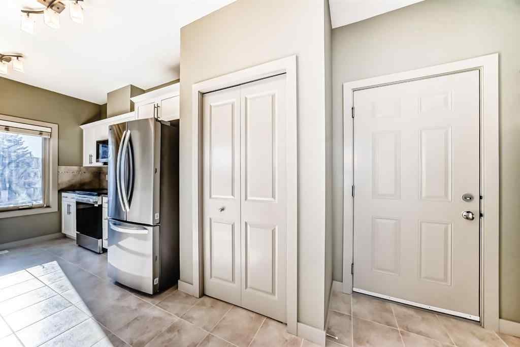 MLS® A2263362 - 12 Cougar Ridge Landing SW in Cougar Ridge Calgary, Residential