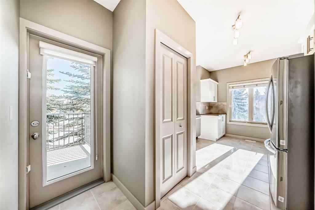 MLS® A2263362 - 12 Cougar Ridge Landing SW in Cougar Ridge Calgary, Residential