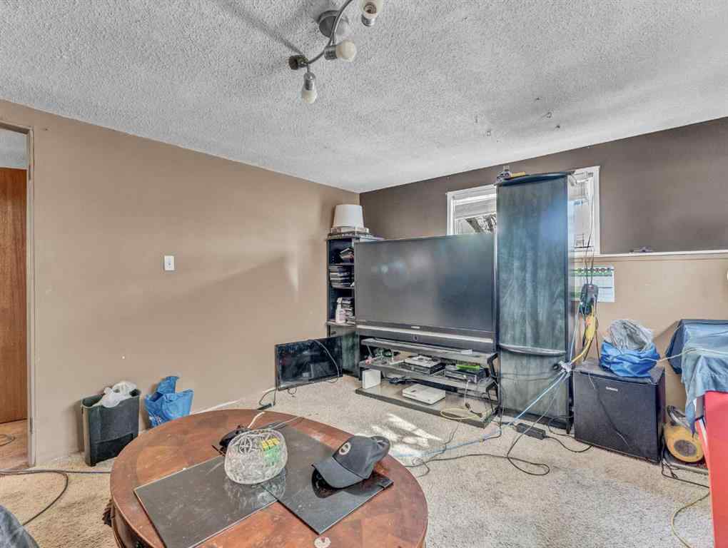 MLS® A2263364 - 213 6 Street SE in NONE Redcliff, Residential