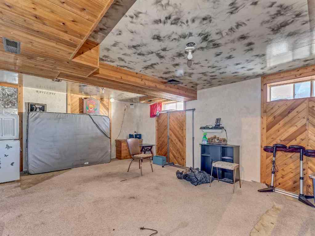 MLS® A2263364 - 213 6 Street SE in NONE Redcliff, Residential