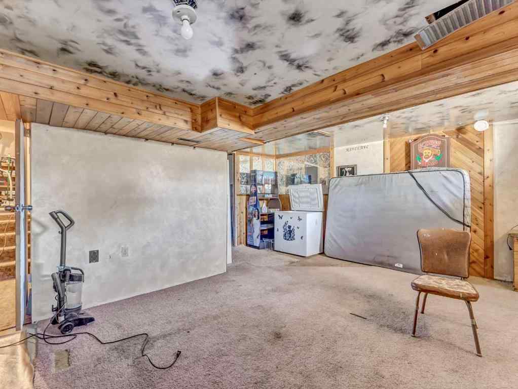 MLS® A2263364 - 213 6 Street SE in NONE Redcliff, Residential