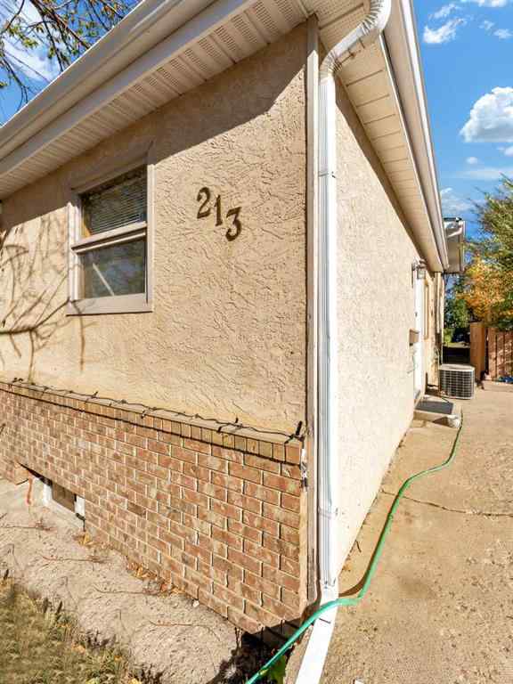 MLS® A2263364 - 213 6 Street SE in NONE Redcliff, Residential