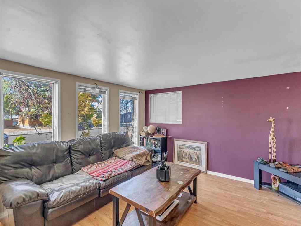 MLS® A2263364 - 213 6 Street SE in NONE Redcliff, Residential