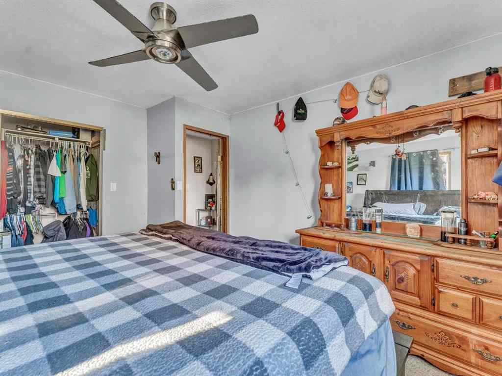 MLS® A2263364 - 213 6 Street SE in NONE Redcliff, Residential