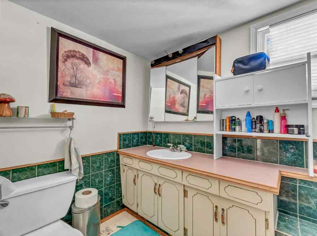 MLS® A2263364 - 213 6 Street SE in NONE Redcliff, Residential