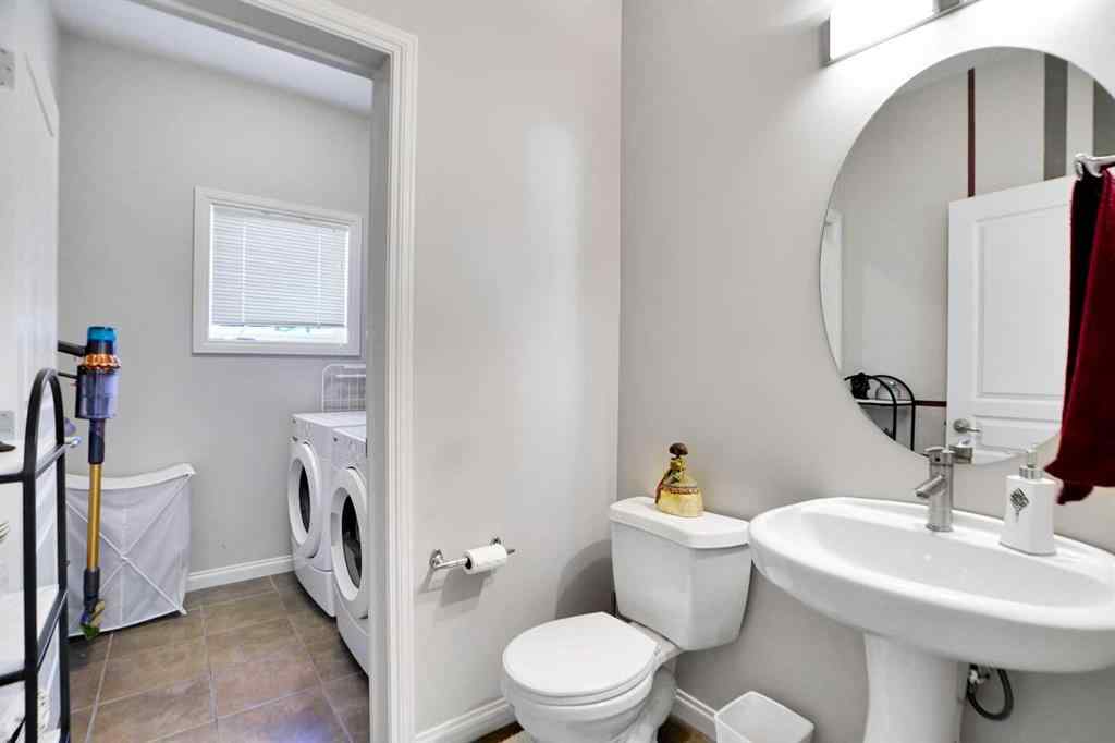 MLS® A2263368 - 1511 Wentworth Villas SW in West Springs Calgary, Residential