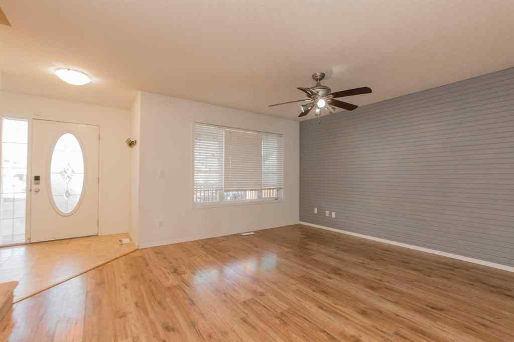 MLS® A2263371 - 11513 76 Avenue  in Westpointe Grande Prairie, Residential