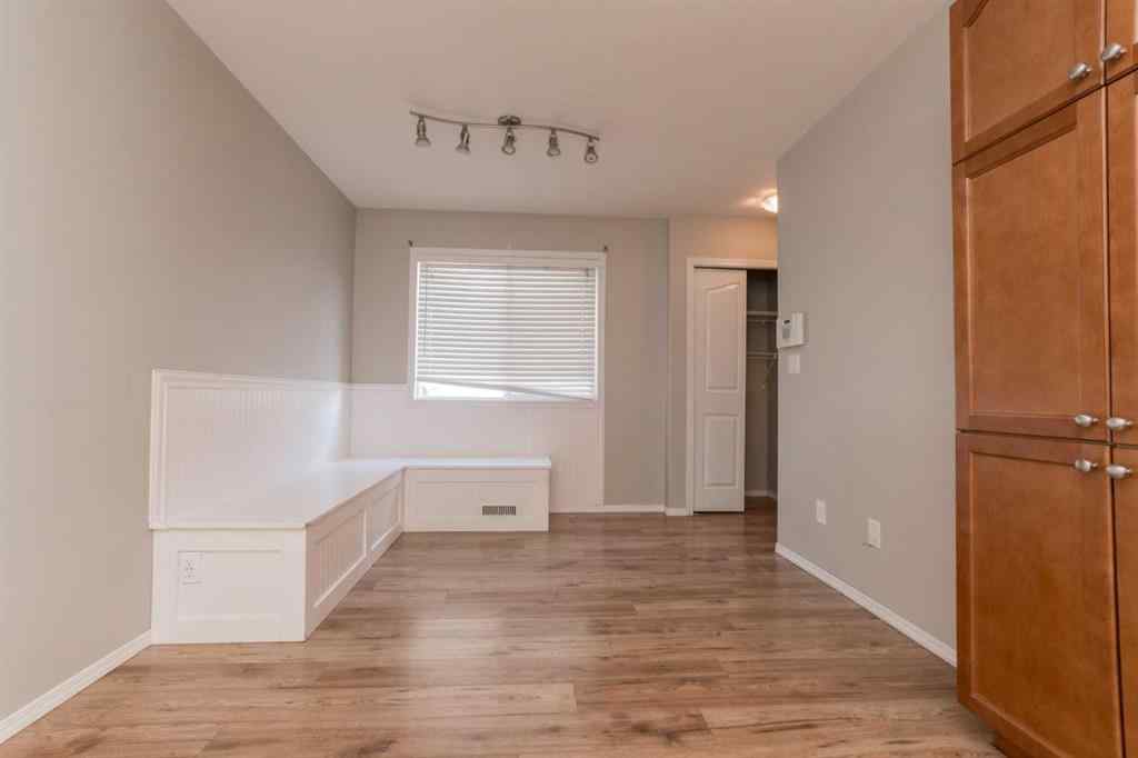 MLS® A2263371 - 11513 76 Avenue  in Westpointe Grande Prairie, Residential