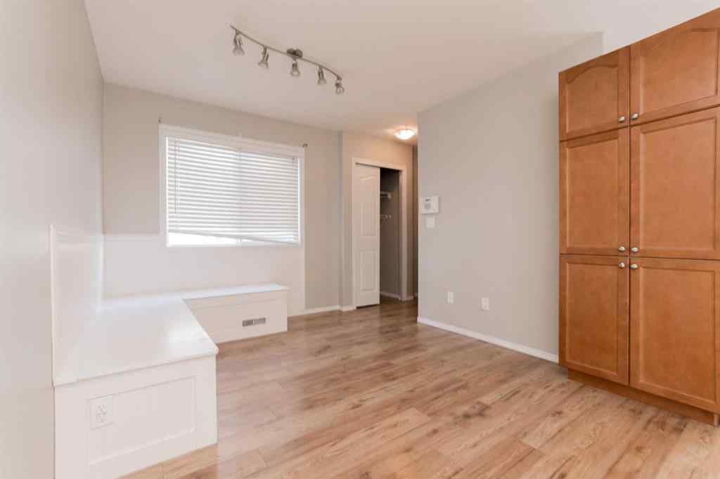 MLS® A2263371 - 11513 76 Avenue  in Westpointe Grande Prairie, Residential