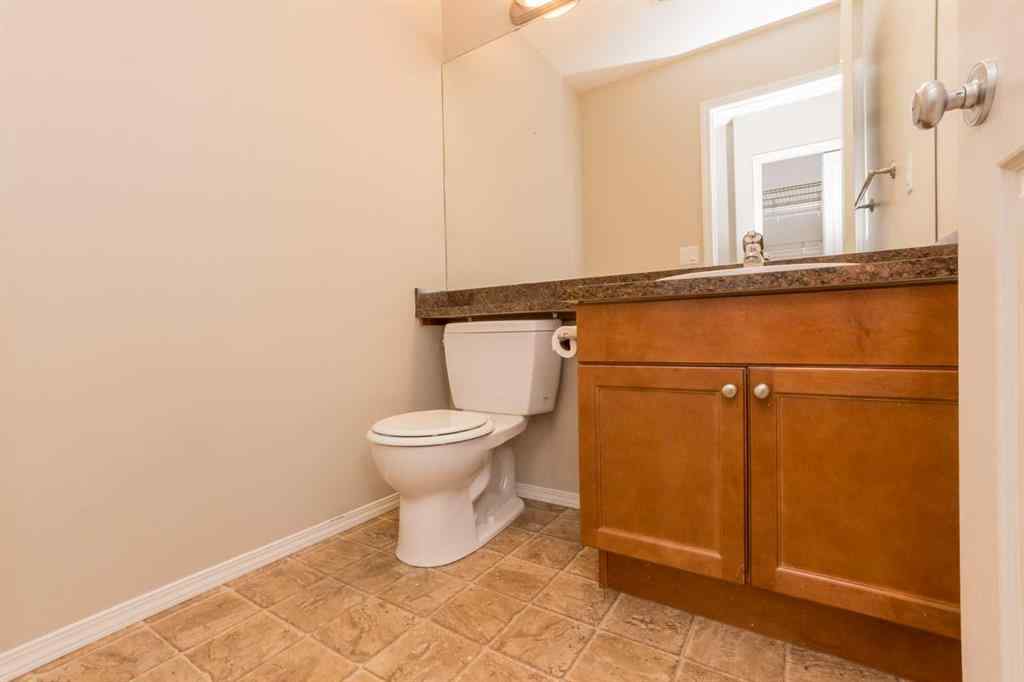 MLS® A2263371 - 11513 76 Avenue  in Westpointe Grande Prairie, Residential