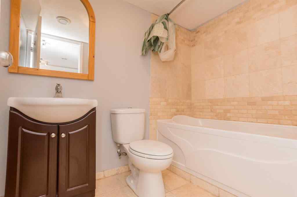 MLS® A2263371 - 11513 76 Avenue  in Westpointe Grande Prairie, Residential