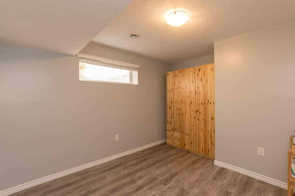 MLS® A2263371 - 11513 76 Avenue  in Westpointe Grande Prairie, Residential