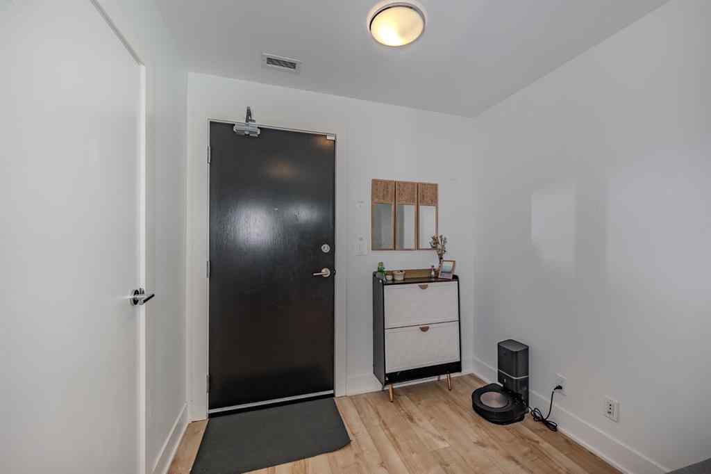 MLS® A2263373 - Unit #309 550 Riverfront Avenue SE in Downtown East Village Calgary, Residential