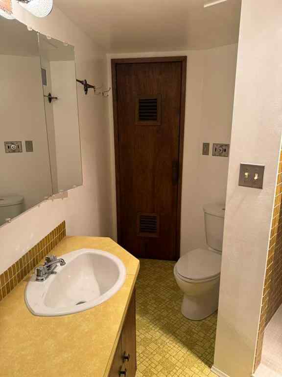 MLS® A2263376 - 8005 94 Street  in North End Peace River, Residential