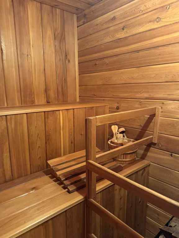 MLS® A2263376 - 8005 94 Street  in North End Peace River, Residential