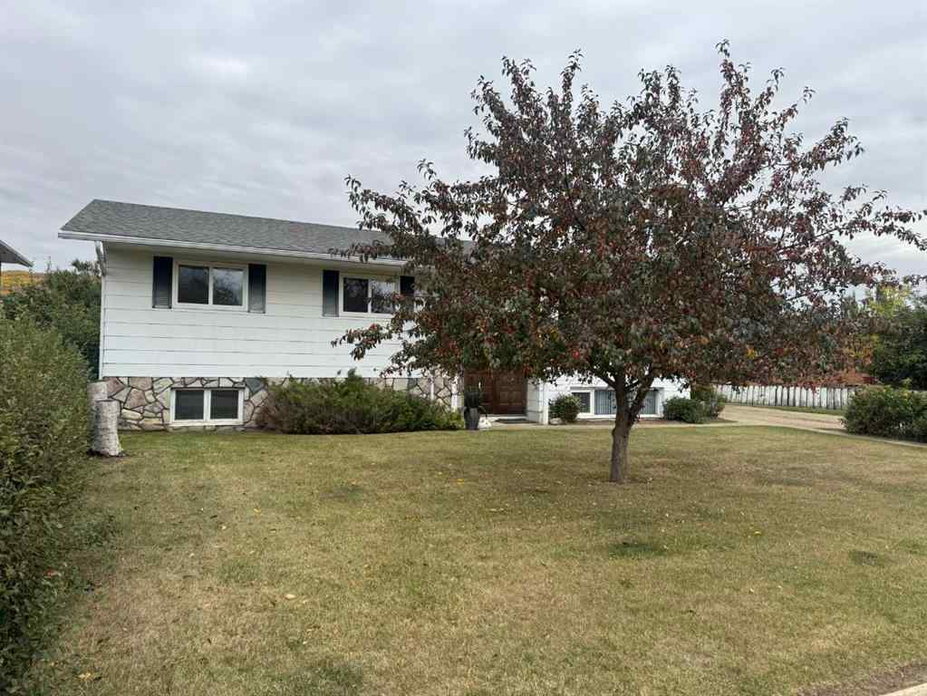 MLS® A2263376 - 8005 94 Street  in North End Peace River, Residential