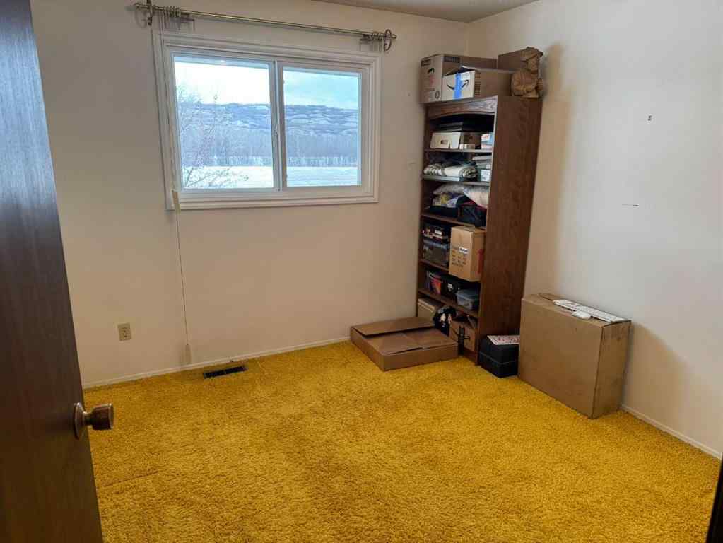 MLS® A2263376 - 8005 94 Street  in North End Peace River, Residential