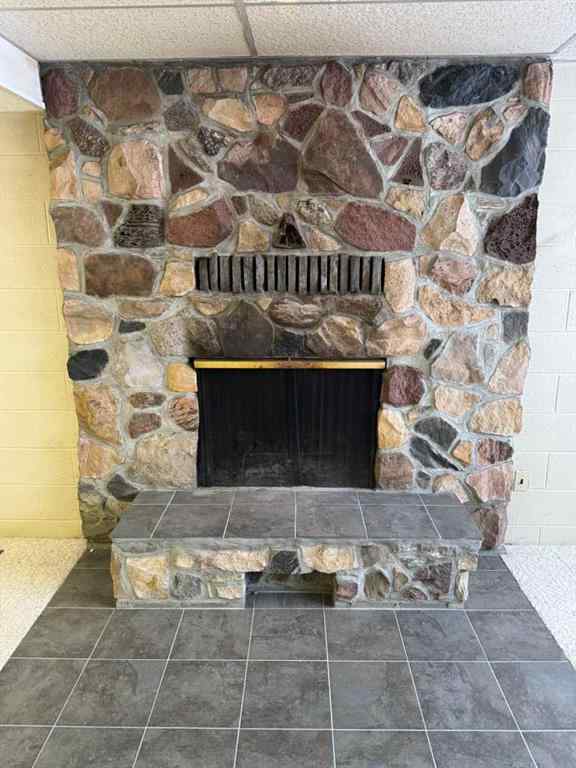 MLS® A2263376 - 8005 94 Street  in North End Peace River, Residential