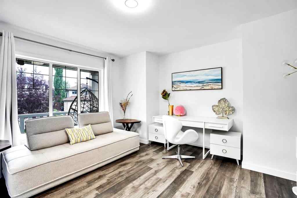 MLS® A2263378 - 73 Elkton Way SW in Springbank Hill Calgary, Residential