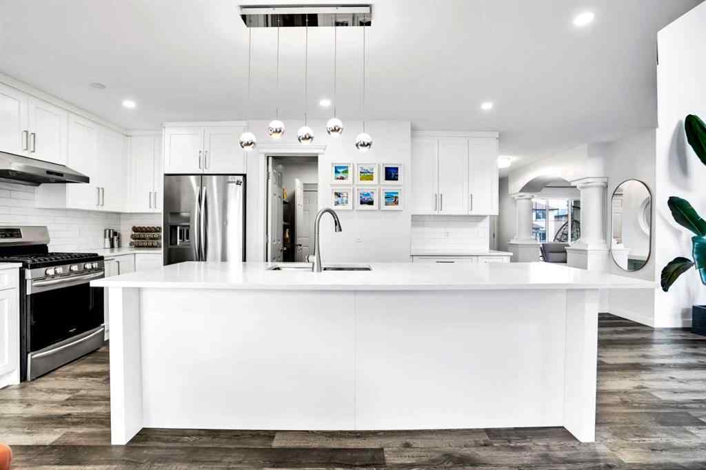 MLS® A2263378 - 73 Elkton Way SW in Springbank Hill Calgary, Residential