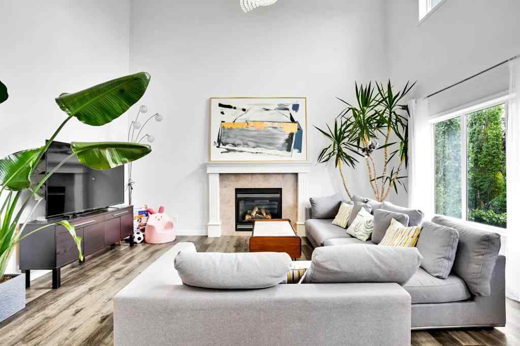 MLS® A2263378 - 73 Elkton Way SW in Springbank Hill Calgary, Residential