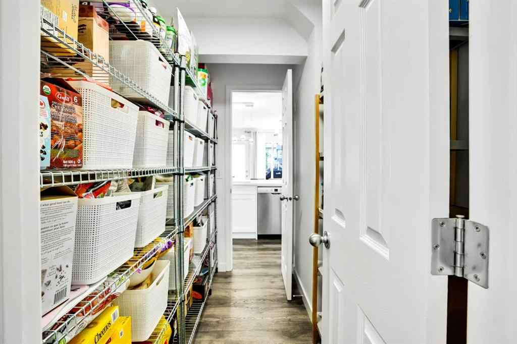 MLS® A2263378 - 73 Elkton Way SW in Springbank Hill Calgary, Residential