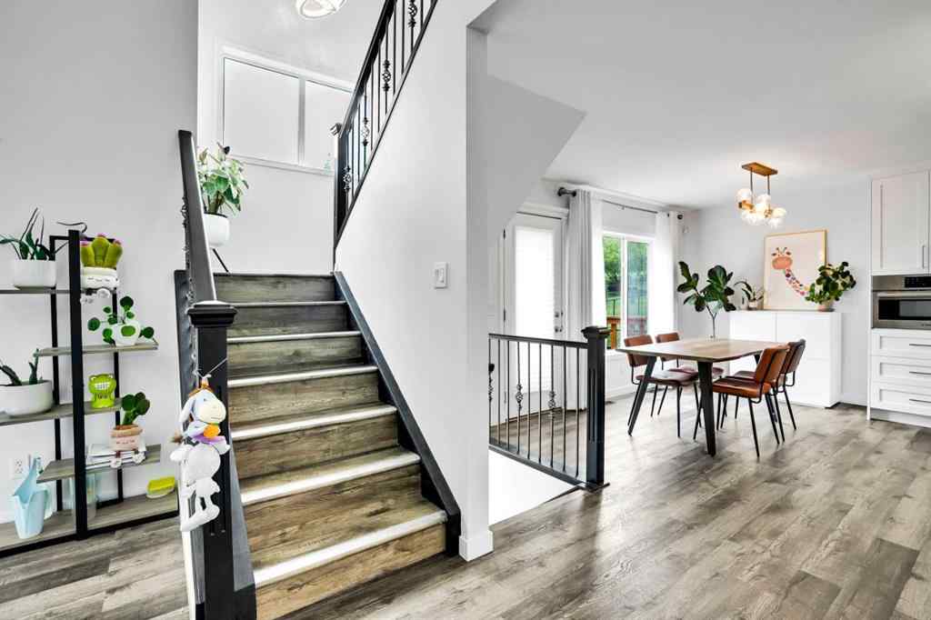 MLS® A2263378 - 73 Elkton Way SW in Springbank Hill Calgary, Residential