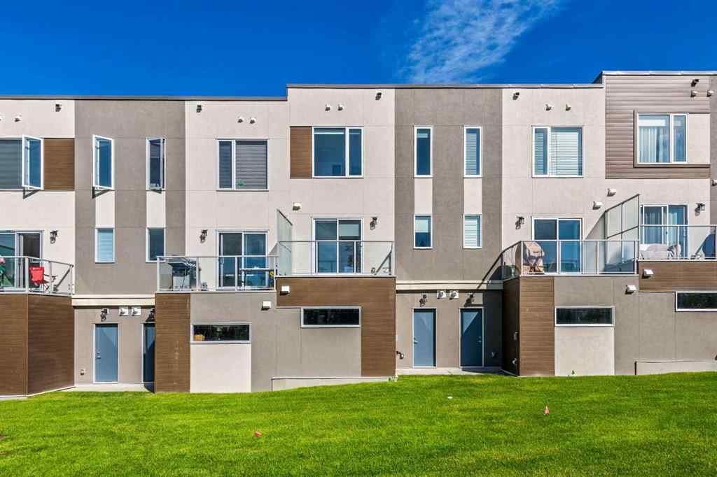 MLS® A2263381 - 507 Shawnee Square SW in Shawnee Slopes Calgary, Residential