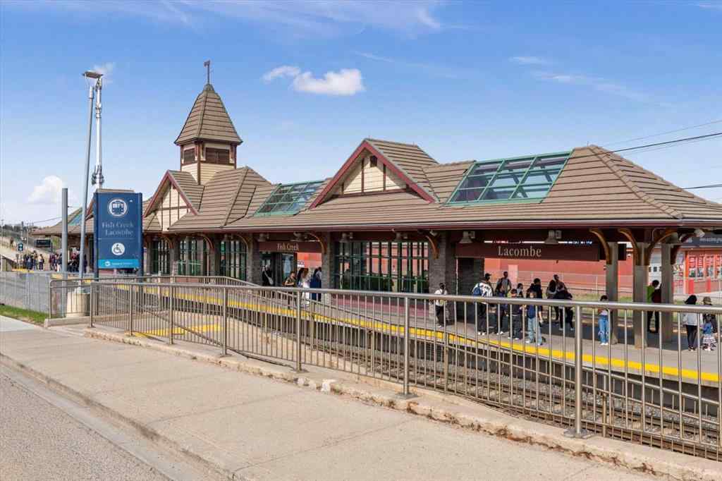 MLS® A2263381 - 507 Shawnee Square SW in Shawnee Slopes Calgary, Residential