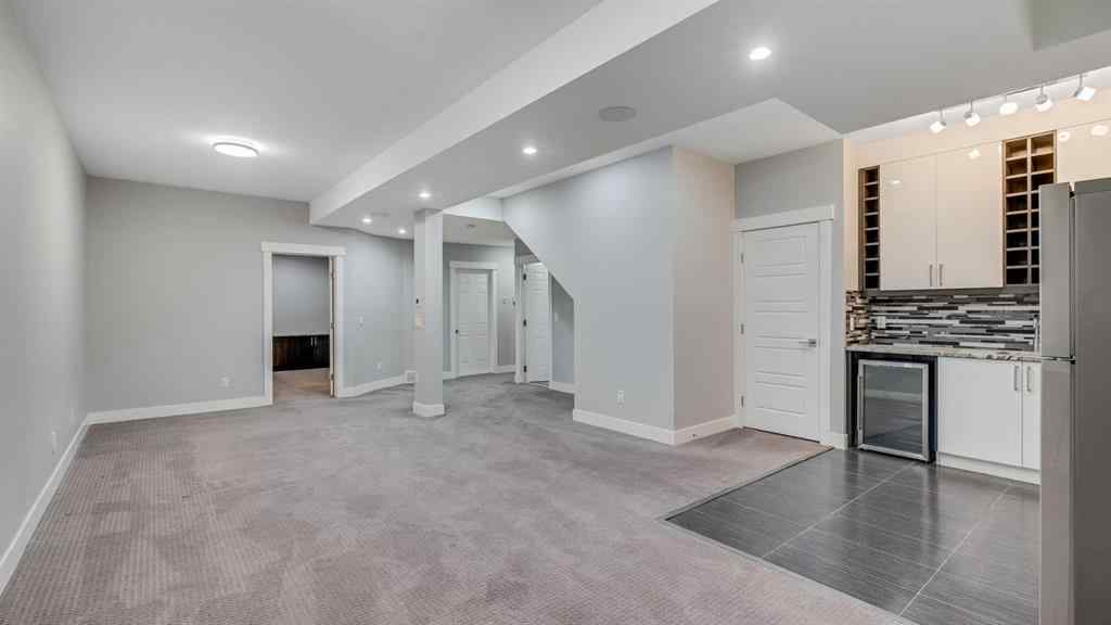 MLS® A2263391 - 230 37 Street NW in Parkdale Calgary, Residential