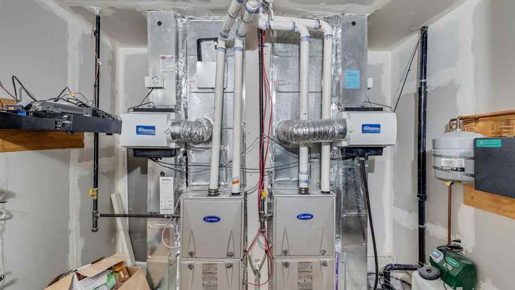 MLS® A2263391 - 230 37 Street NW in Parkdale Calgary, Residential