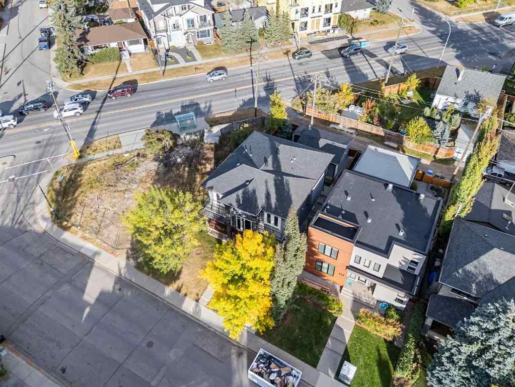 MLS® A2263391 - 230 37 Street NW in Parkdale Calgary, Residential