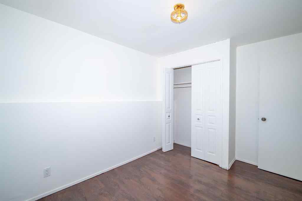 MLS® A2263397 - 5338 43 Avenue  in Woodlea Red Deer, Residential