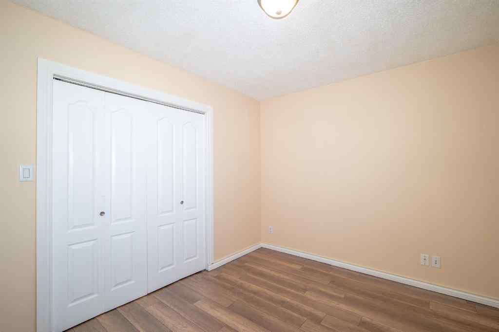 MLS® A2263397 - 5338 43 Avenue  in Woodlea Red Deer, Residential