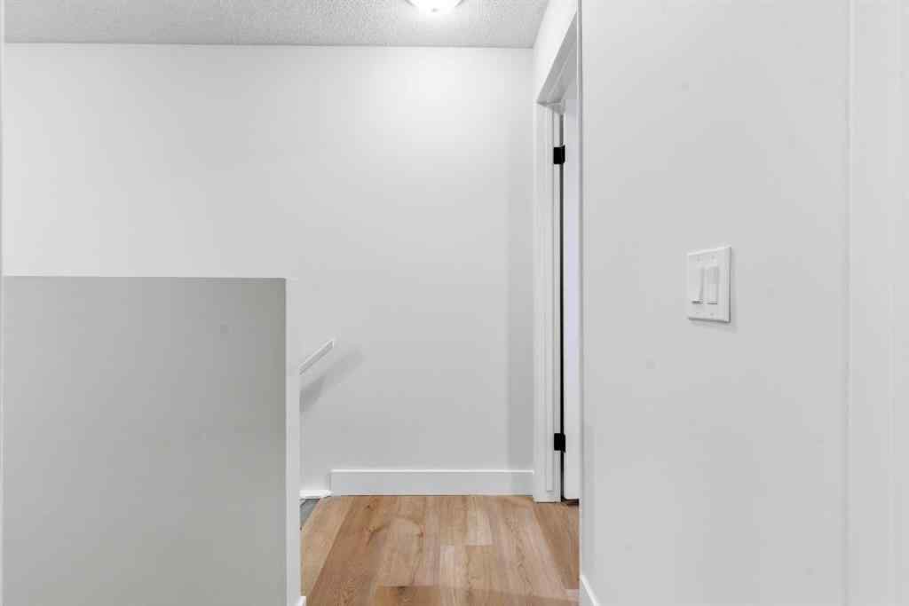 MLS® A2263400 - 91 Deerfield Drive SE in Deer Ridge Calgary, Residential