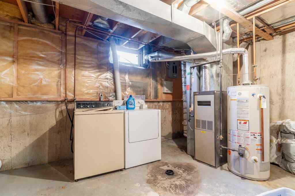 MLS® A2263400 - 91 Deerfield Drive SE in Deer Ridge Calgary, Residential