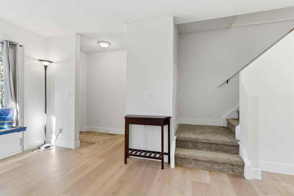MLS® A2263400 - 91 Deerfield Drive SE in Deer Ridge Calgary, Residential