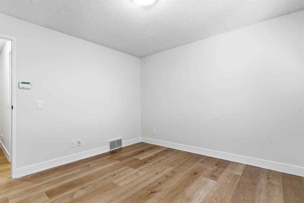 MLS® A2263400 - 91 Deerfield Drive SE in Deer Ridge Calgary, Residential