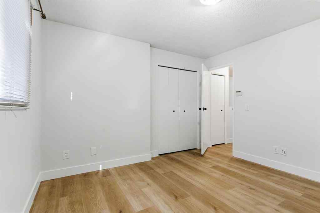MLS® A2263400 - 91 Deerfield Drive SE in Deer Ridge Calgary, Residential