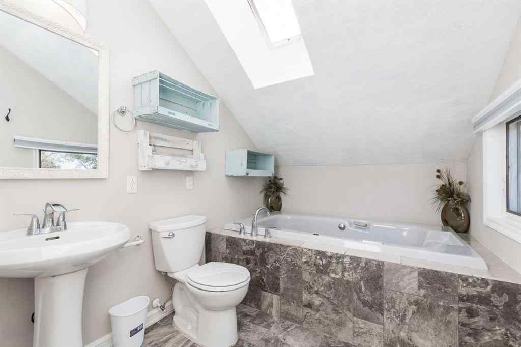 MLS® A2263404 -  51011 Range Road 231   in NONE Rural Cardston County, Residential