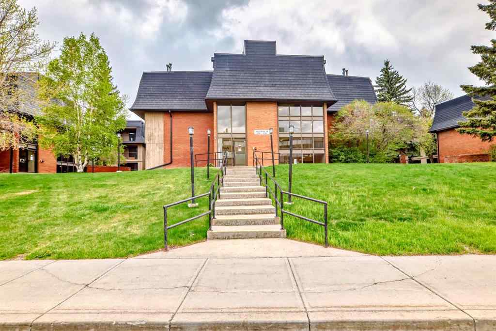 MLS® A2263405 - Unit #2204 4001B 49 Street NW in Varsity Calgary, Residential