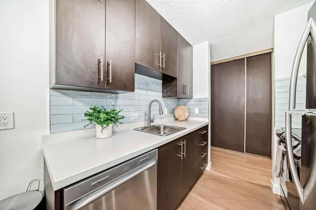 MLS® A2263405 - Unit #2204 4001B 49 Street NW in Varsity Calgary, Residential