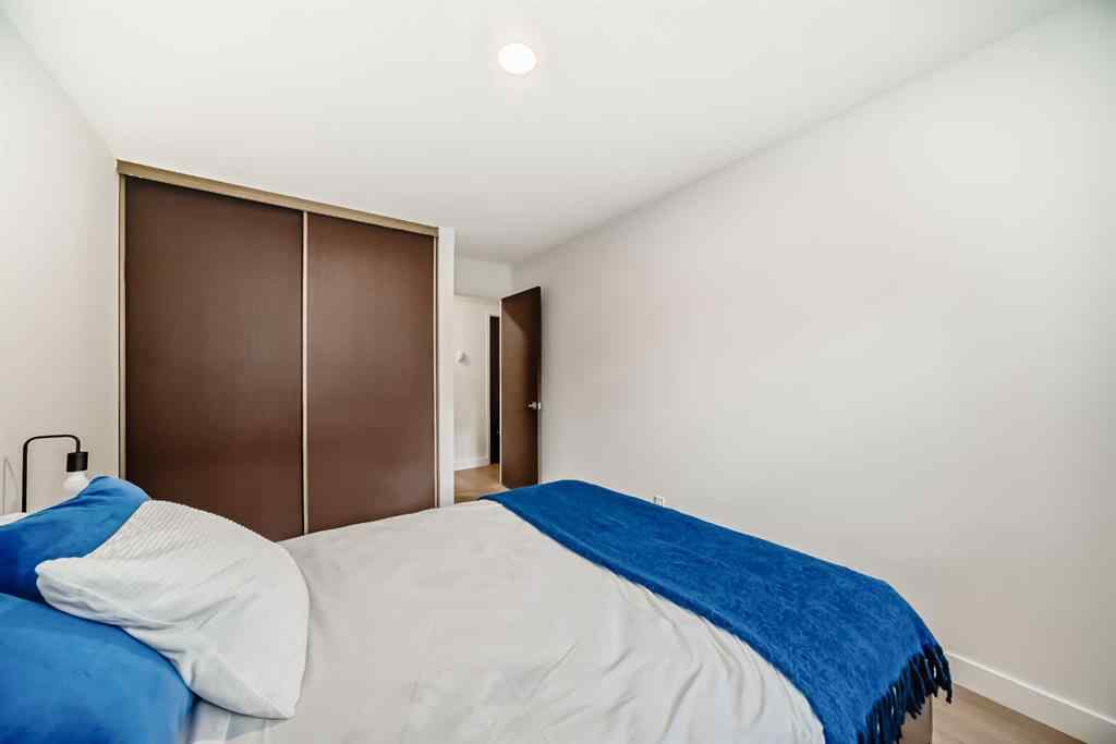 MLS® A2263405 - Unit #2204 4001B 49 Street NW in Varsity Calgary, Residential