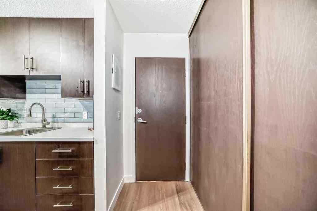MLS® A2263405 - Unit #2204 4001B 49 Street NW in Varsity Calgary, Residential