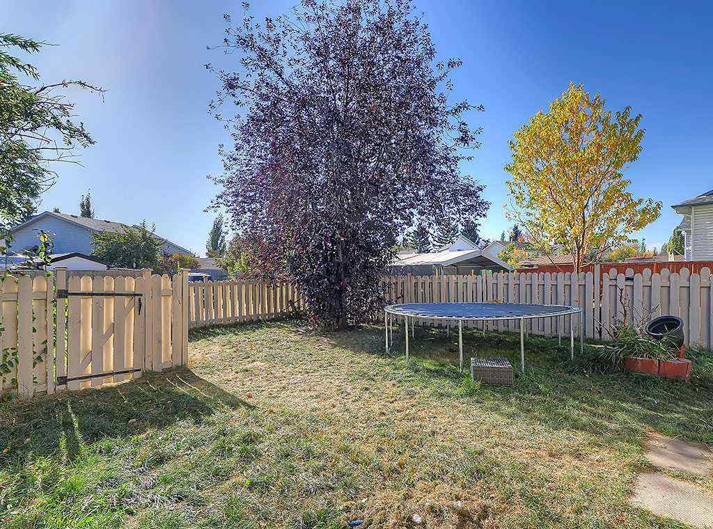 MLS® A2263409 - 292 Coventry Close NE in Coventry Hills Calgary, Residential