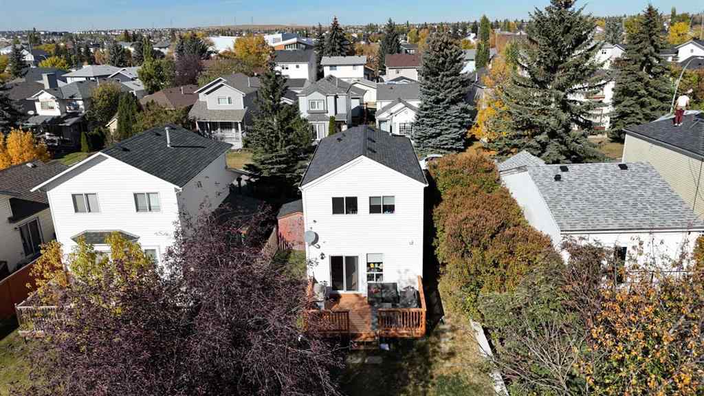 MLS® A2263409 - 292 Coventry Close NE in Coventry Hills Calgary, Residential